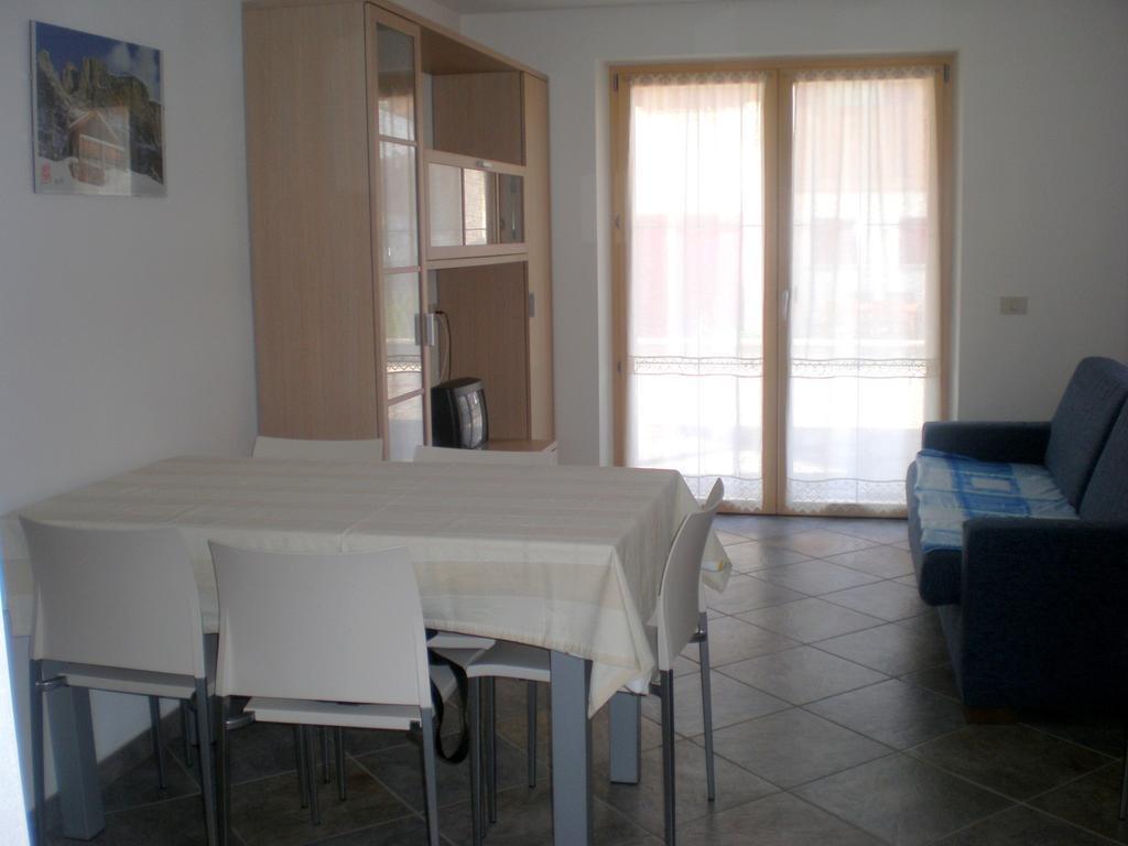 Anna Apartment Поцца-ди-Фасса Экстерьер фото